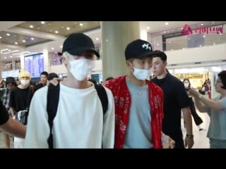 180806 bts airport arrival video the article said they had special class security today