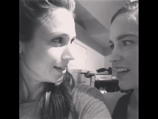 Dominique provost chalkley & melanie scrofano (earp sisters)