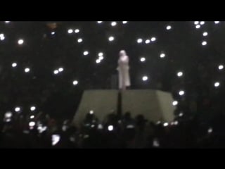 Rihanna stay / love the way you lie / woo / sex with me (veterans memorial arena, jacksonville, )