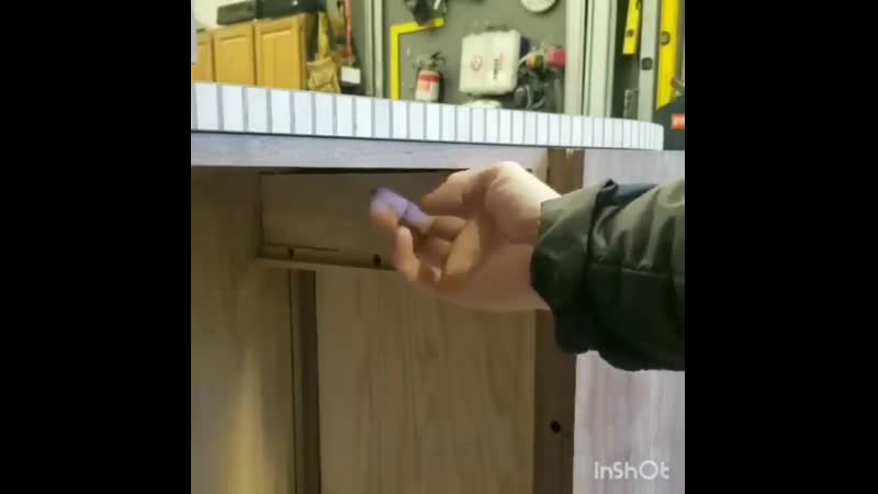 Секретный тайник под столешницей