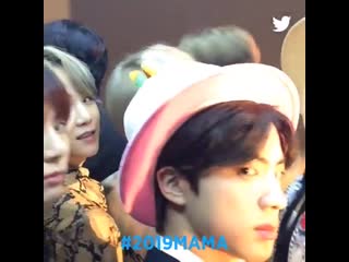 Please they are so fucking cute squished together im screaming mama2019 btsatmama