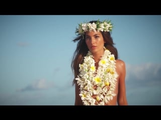 Lily aldridge gets leid in the cook islands profile sports illustrated swimsuit