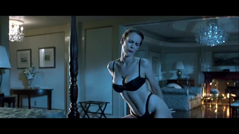Стриптиз джейми ли кертис в фильме "правдивая ложь" (1994)