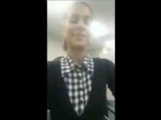 Башкирка показала сиськи на работе