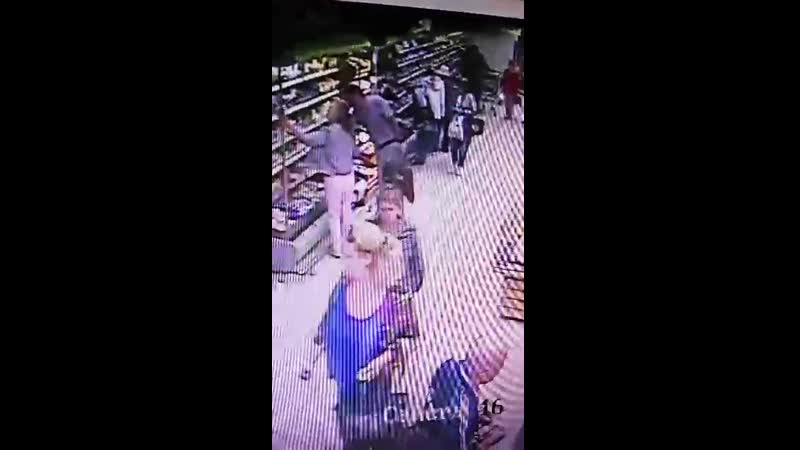 Подозревается в хищении рюкзака в магазине евроопт3