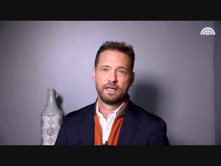 Jason priestley looks back on beverly hills, 90210 & his 90s style