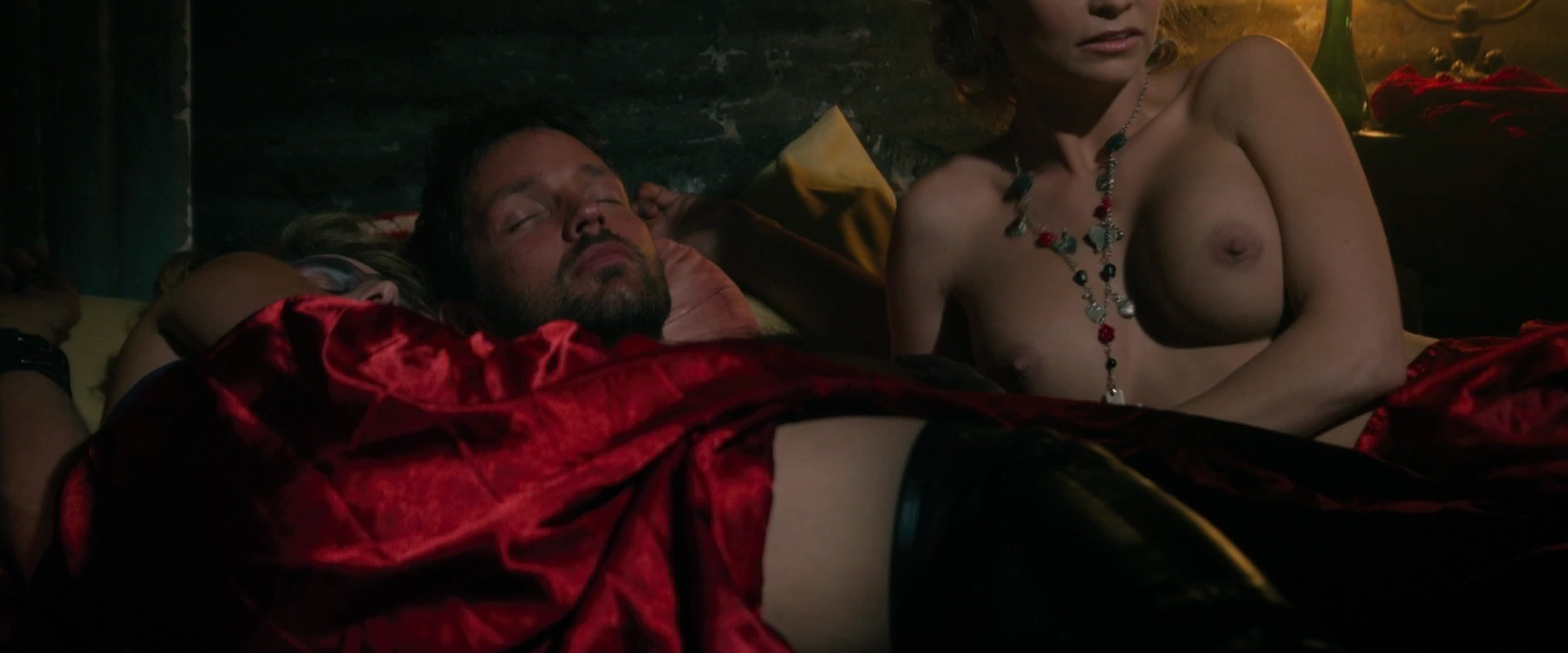 Yalangoch Gina Xolden