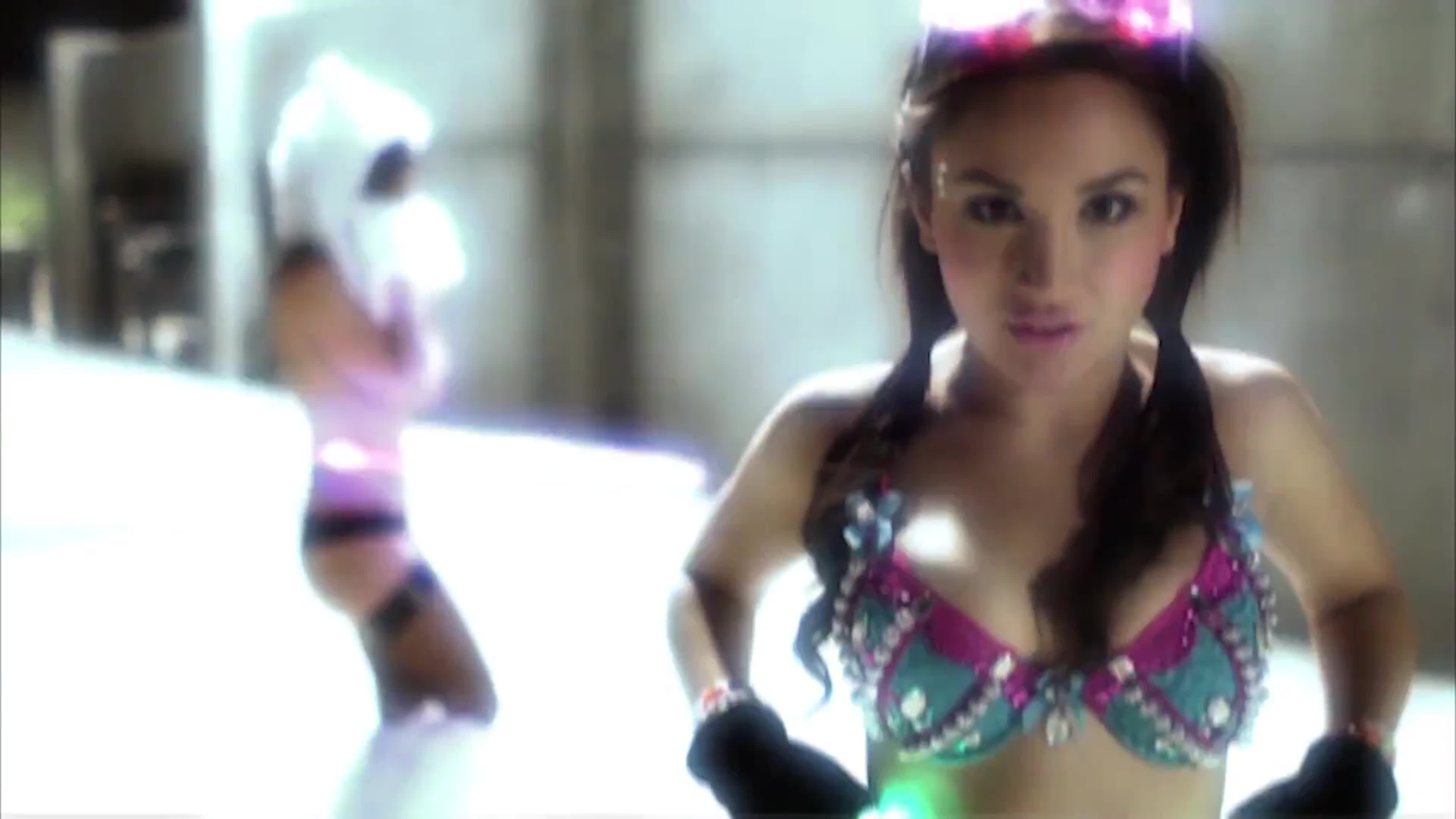 Pretties, titties, clitties 2 (lesbian pmv)