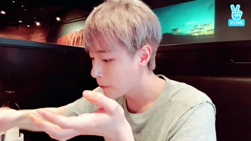 [v live] 170601 [ minwoo ] delicious food from seo minwoo
