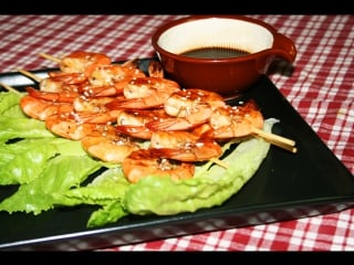 Рецепт жареные креветки на шпажках shrimp