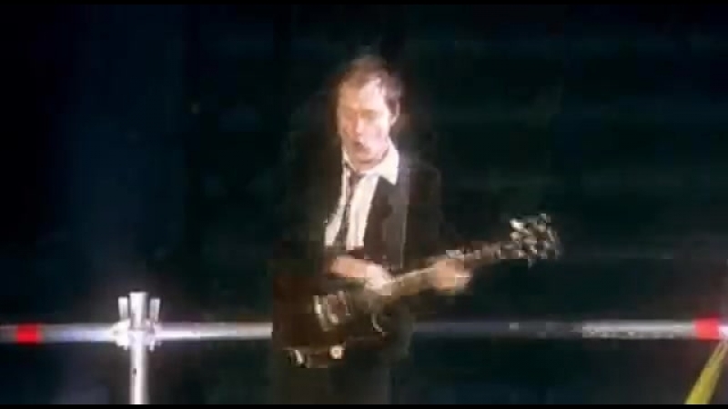 Angus young (ac dc) munich solo