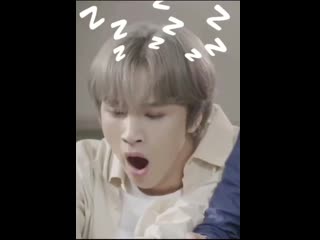 They really zoomed in and put baby noises over hyuck yawning in class