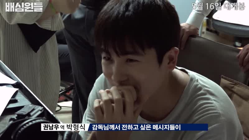 [the jurors] интервью с актёрами, режиссёром + закадровые съёмки