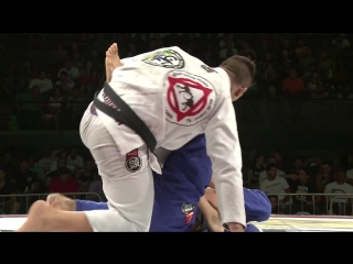 Season 3 patrick gaudio (bra) vs thiago sá (bra)