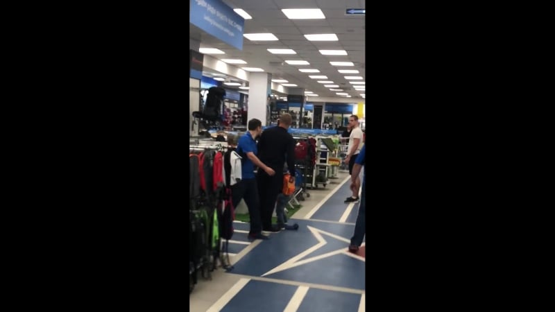 Под молодые в "спортмастере" / тольятти