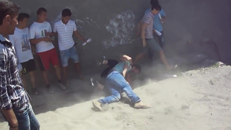 Четкая уличная драка узбеков 1 на 1 ! 2016