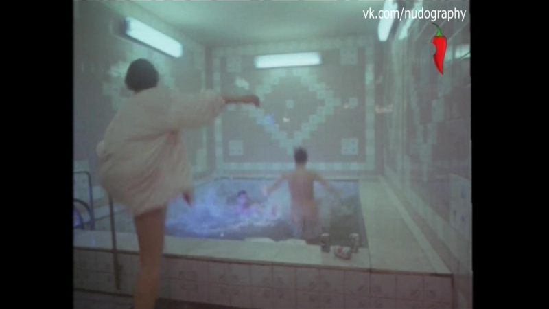 Обнаженные наталья васина, наталья меньшикова в фильме "мафия бессмертна" (1993, леонид партигул)