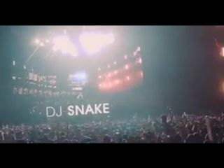 @djsnake playing 'let me love you' in a recent set the crowd knows every word, of course!