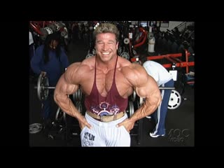 Gunter schlierkamp trains chest (2002)