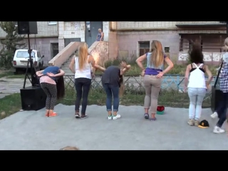 Dance school sol праздник во дворе 2013 (cумы)
