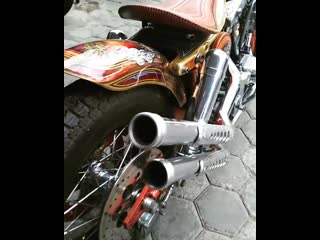 The sound on an old shovelhead wowww