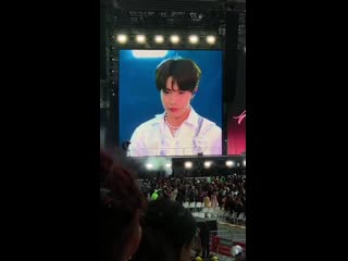 무너질 거 가탘ㅋㅋㅋㅋㅋ btsinparis bts @bts twt mp4