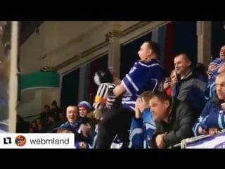 Рязанские болельщики 😂
#repost @ webmland ・・・
⚡@ webmland⚡@ webmland⚡ #video #videos #webm #webmland #meme #memes #fun #funny