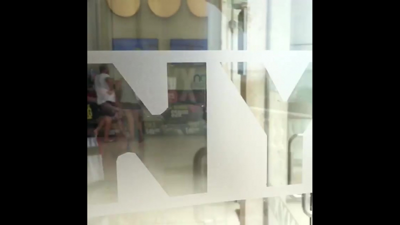 Гостиницу строил русский и америкос