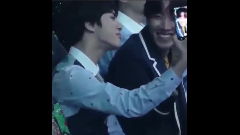 I'm still waiting for this 2seok video soo seokjin u better install twt on your phone again and drop it one da