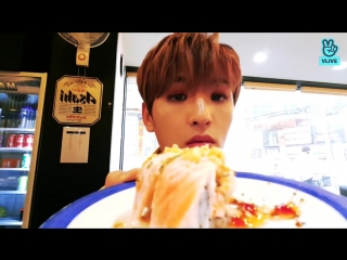 [v live] 180917 i'm going to eat all these sushi myself