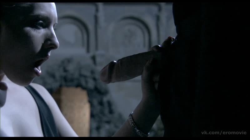 Развратная жена самозабвенно удовлетворяет мужика на улице "monamour любовь моя" (2005)