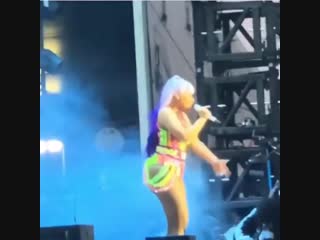 Nicki minaj hard white ("fomo 19")