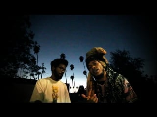 Ahwlee w pink siifu on foot