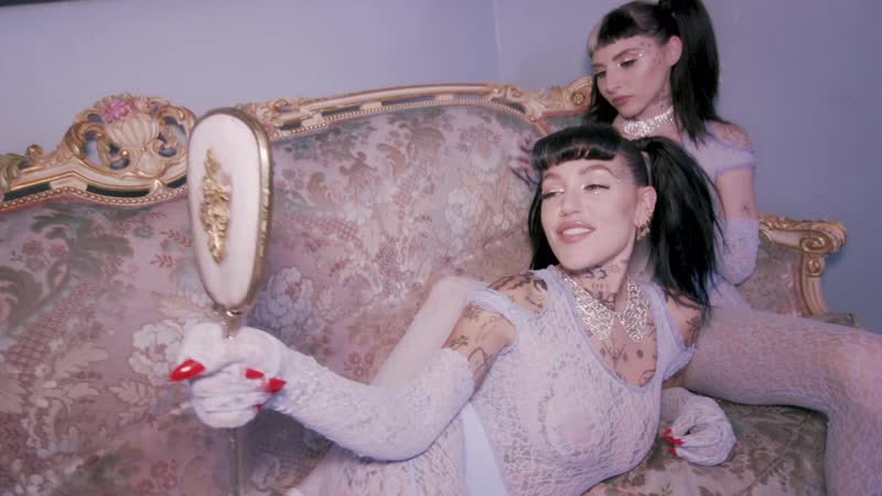 Brooke candy «freak like me» (feat toopoor)