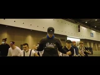 Youku app updates yibos captain show [training room version] click to get the full video