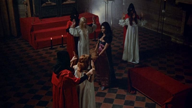 Moon porn video – Il plenilunio delle vergini 1973 / full moon of the virgins / the devils wedding night / полнолуние девственниц (rus)