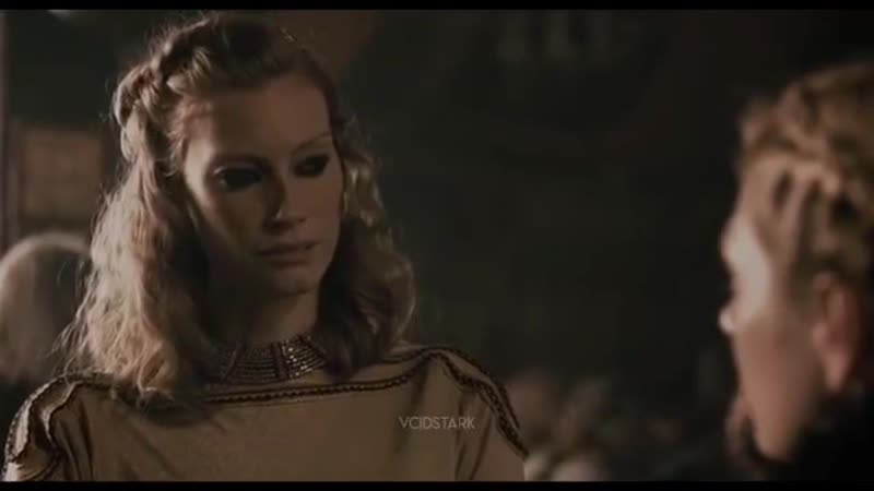 Ты кажется забыла, лагерта, кто здесь королева?