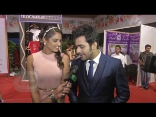 Meher abeer aka #mehbeer walk the red carpet indian telly awards 2015