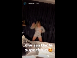 Instagram story julie bergan