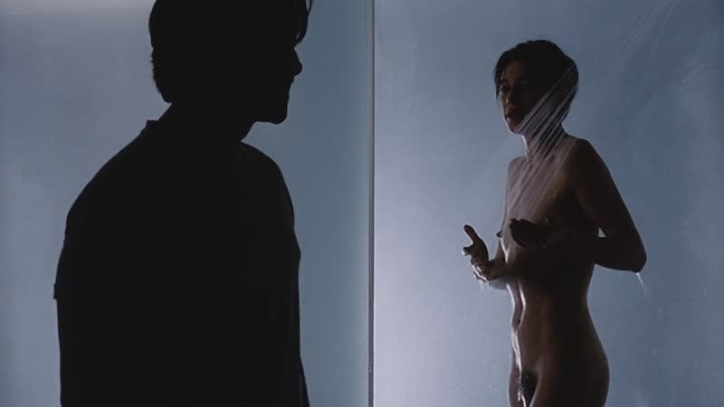 Шарлотта генсбур (charlotte gainsbourg hot scenes in "the intruder" 1999)