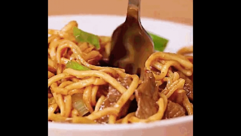 Азиатская лапша с говядиной