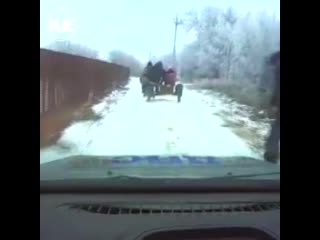 В самарской области пьяные местные жители решили покатать школьницу на иж планета 3, копам пришлось вмешаться