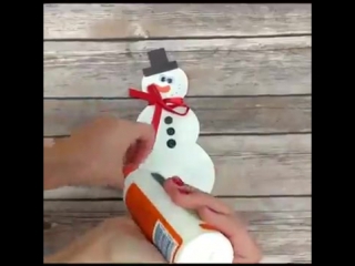 Забавный снеговичок!
