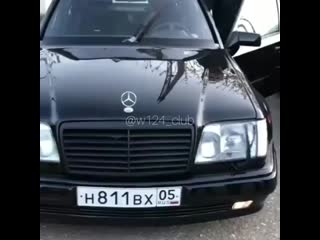 W124 club 20191128 1 mp4