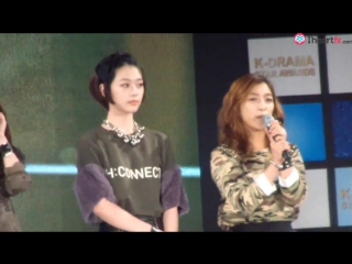 Talk+danger at k drama star awards (121208)