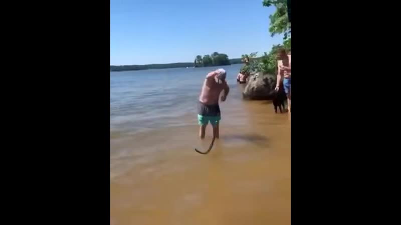 Спасатель хренов