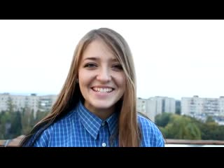 У девушки голос как у чебурашки ) 480p