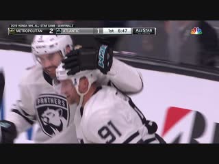 Steven stamkos goes through his legs for jaw dropping goal