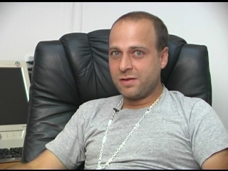 Интервью с джоном бенджамином