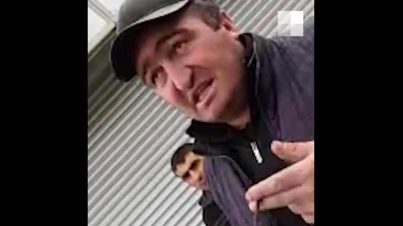 Челябинск укладчик плитки напал на роллера из за претензий по неровному тротуару